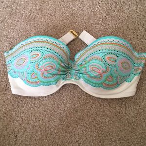 Victoria’s Secret bikini top